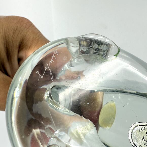 Great City Traders Glass Seal Ball Figure Hand Sculpted Sign Lyn 78 Paperweight - Picture 2 of 13